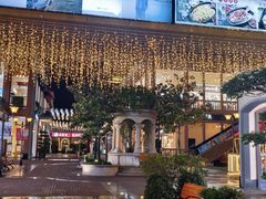 -王府井奥莱临潼小镇(临潼店)