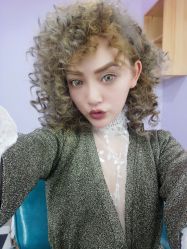 -变画·发型STUDIO