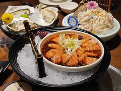 生呛三文鱼-东海怡品海鲜豆捞(西水东店)