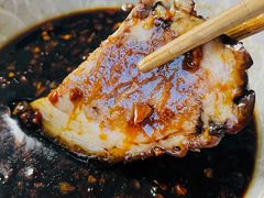 香酱热肘子-傅记酱肉