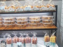 面包甜点陈列柜-大苹果面包生日蛋糕(明珠店)