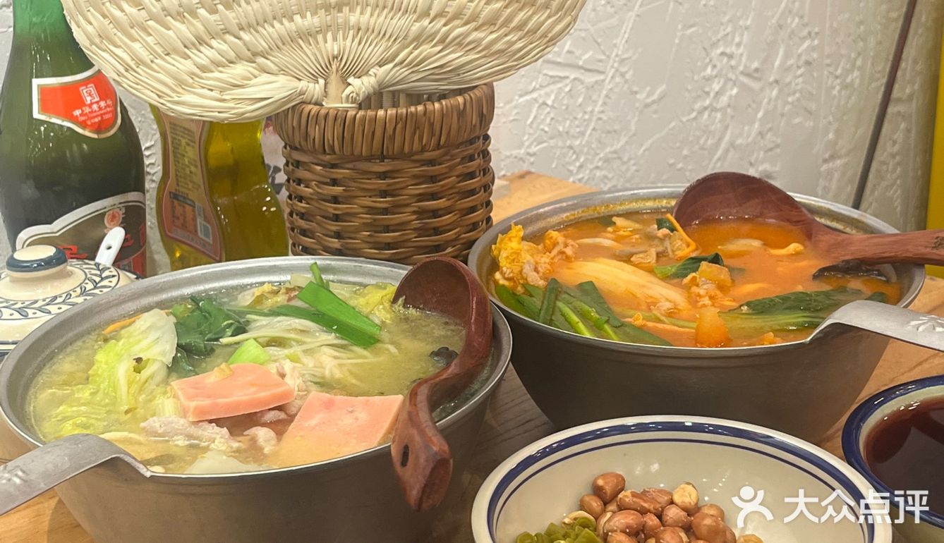 在磨碟沙!川渝风味嗦粉自由!无限续!