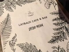 -layback cafe & bar