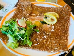 烟熏三文鱼菠菜-La Creperie法餐厅(芮欧百货店)