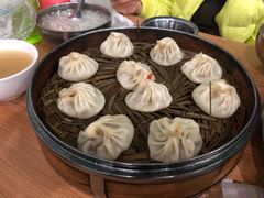 -清真老铁家灌汤包