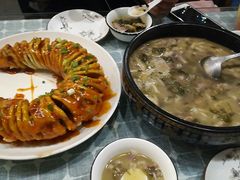 酸汤肥牛-小厨子私房菜·云南美食店