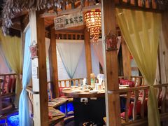 -老牌坊云南鱼豆花火锅(爱建店)