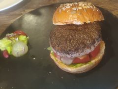 -HIGH FIVE哈福手工汉堡(桂林路店)