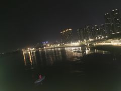 -南京眼步行桥