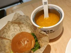 -阿香米线(凯德广场.1818店)