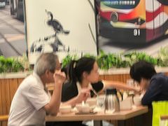 -裕记烧腊连锁餐饮(国商分店)