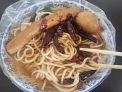 -丁记牛肉手擀板面