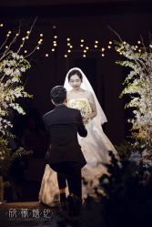 -欣薇婚纱(新源乐汇城店)