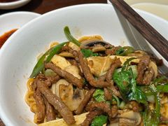 生爆牛肉面-寻裕记·现炒浇头面(人民广场店)