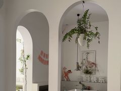 -春树下·树屋花房西餐厅(罍街AS1980店)