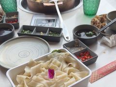-喃喃椰·糟粕醋·椰子鸡火锅(七堡花园店)