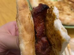 -艾力江和田馕坑烤肉店