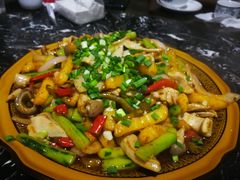 -廖哥泡椒兔(峨眉店)