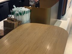 -星巴克(浦东机场T2到达店)