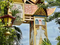 -七彩云南欢乐世界