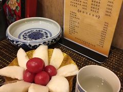 -莱仪堂艾灸经络养生馆(武威东路店)