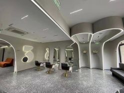 -3·3HAIR SALON