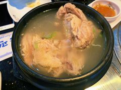 补身参鸡汤-青松馆韩国料理(香港中路佳世客店)