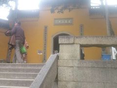 -灵岩山风景区