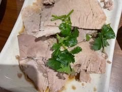 -亮亮面馆(经六路店)