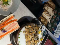 -芸山季·云南山珍菌火锅(人民广场来福士店)