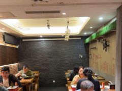 -万记麻辣烫国展总店