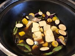 五花肉炖鱼锅底-荣德灶台鱼(圣泉寺店)