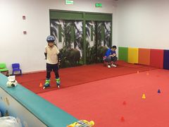 -云霄之星少儿滑板轮滑跳绳(远洋未来广场店)