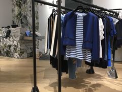 衣服-sandro(海岸城店)