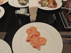 -大中华希尔顿酒店-念自助餐·嗨啤·小龙虾