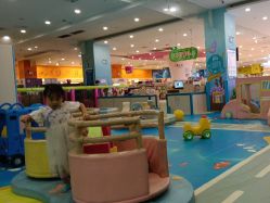 -孩子王童乐园(余姚万达店)