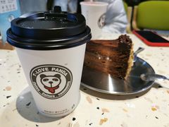 -腾爱熊猫咖啡生活馆(老东门店)