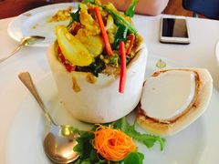 -Thai Pothong Restaurant