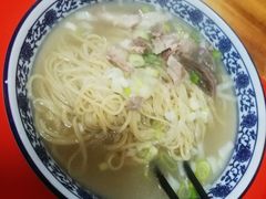加肉骨汤摔面-竹青胶东摔面(黄岛开发区店)