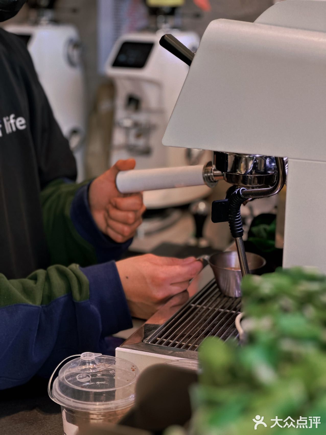 宝藏绿洲现代格调咖啡开到琶洲了