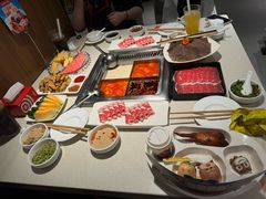 -海底捞火锅鲜切牛肉主题店(长寿路店)