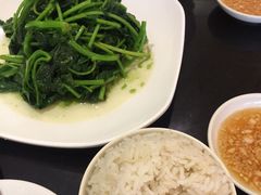 炒地瓜叶-南江鸡饭店(龙华雅苑分店)