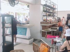 -Cha Cha's Beach Cafe