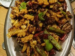 -盛宏鑫·四川鲜鱼馆(一元路店)