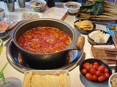 -钢管厂五区小郡肝串串香(滨江店)