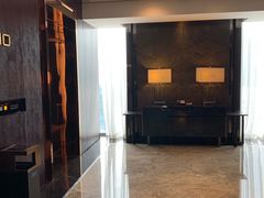 -广州天河希尔顿酒店