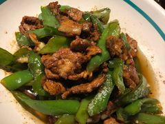 辣椒炒个肉-佬麻雀·新湘菜(珠海金发购物中心店)