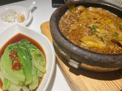 白洋淀石锅嘎鱼-小放牛炒菜馆(裕华万达店)