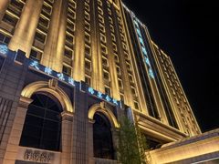 -锦龙国际酒店(天津奥体中心华苑地铁站店)