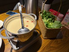 -爱碗亭·鲜炒湖南菜(壹城中心店)